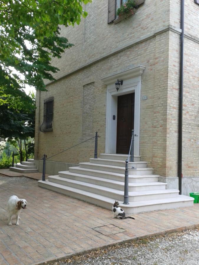 B&B Bread And Fantasy Ostra Exterior foto